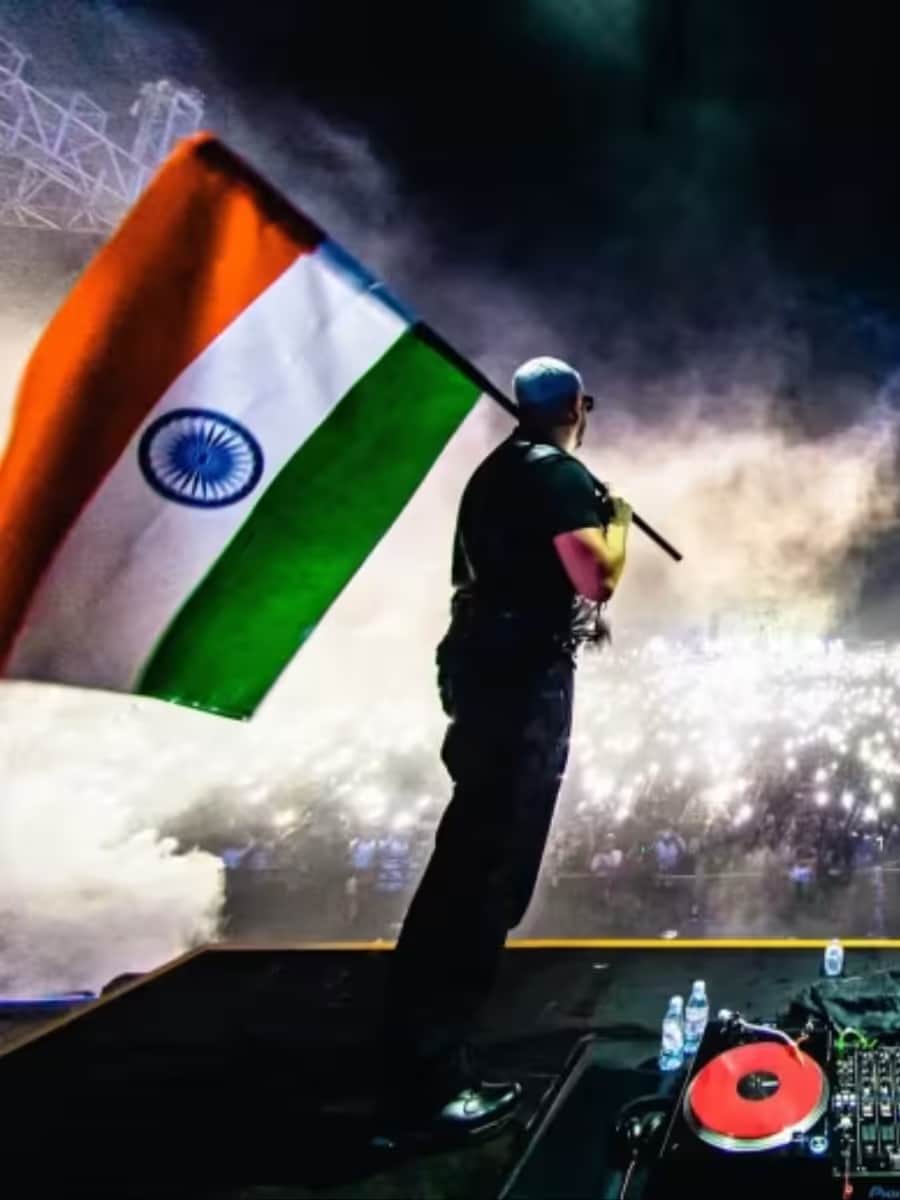 Sunburn Arena ft. Indian DJ Lineup — Mumbai
